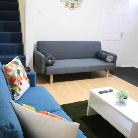 شقة Peaceful 2 Bed House Free Parking ليدز