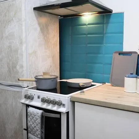شقة Peaceful 2 Bed House Free Parking *